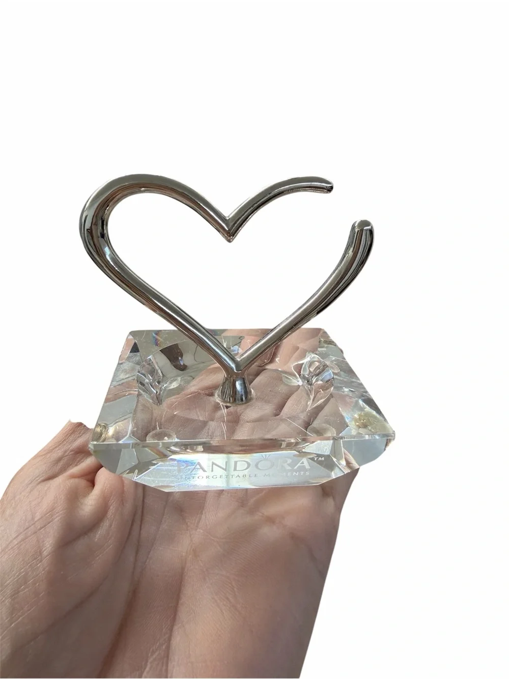 Pandora Silver Heart Jewelry Holder with Clear Base. Limited edition Pandora